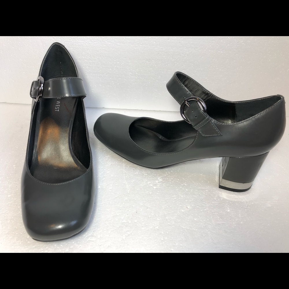 Nine west block heels ankle strap buckle shoes